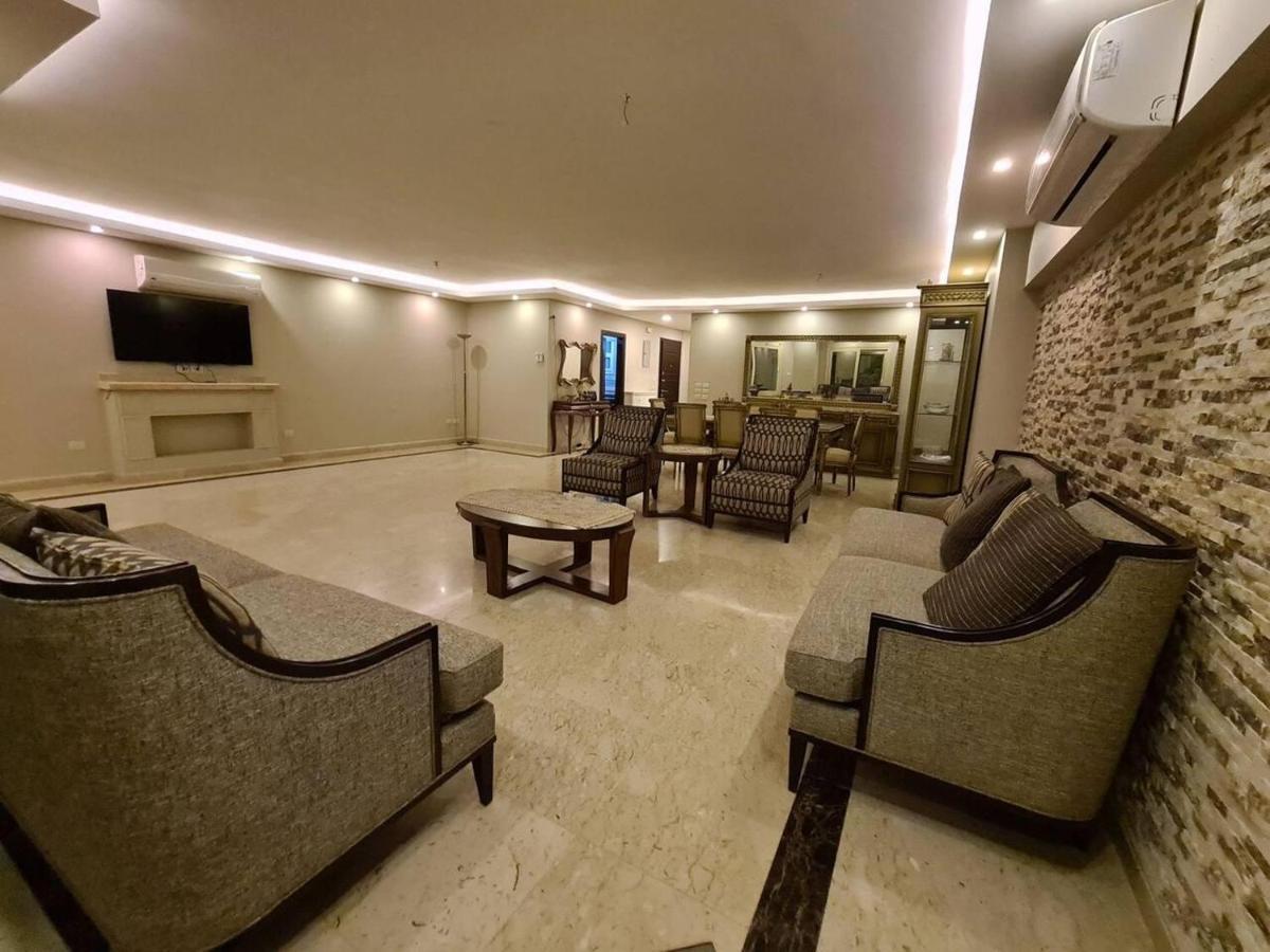 Spacious Executive Luxury Apartment With Balcony Cairo Exterior photo